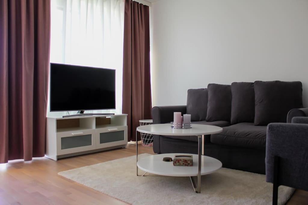 Modern Apartment With Sauna, Near Transit Hub/Dixi ヴァンター エクステリア 写真
