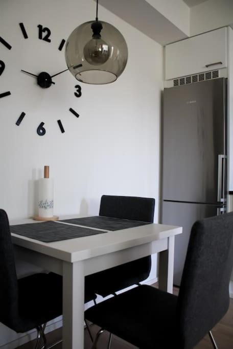 Modern Apartment With Sauna, Near Transit Hub/Dixi ヴァンター エクステリア 写真